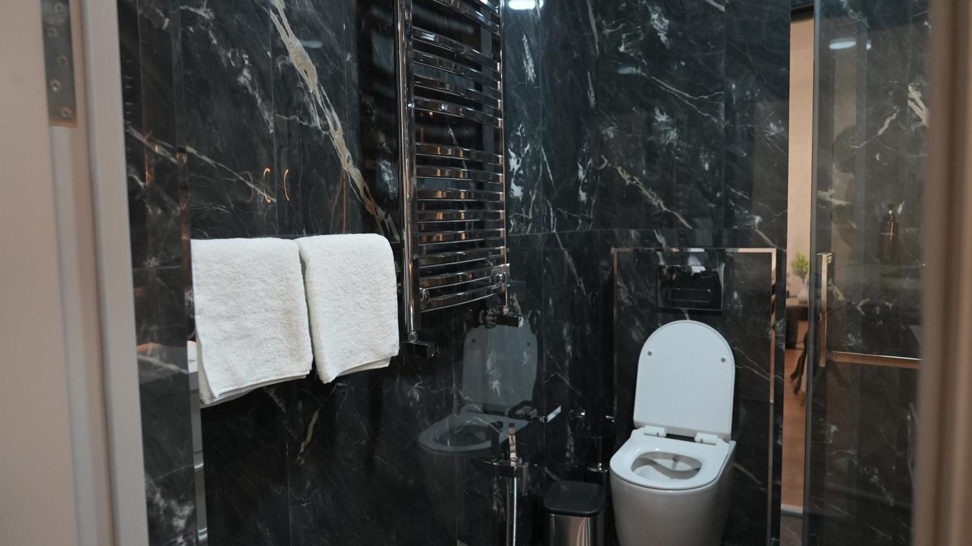 Avant Express Hotel Pool&Spa Tasken Kültér fotó