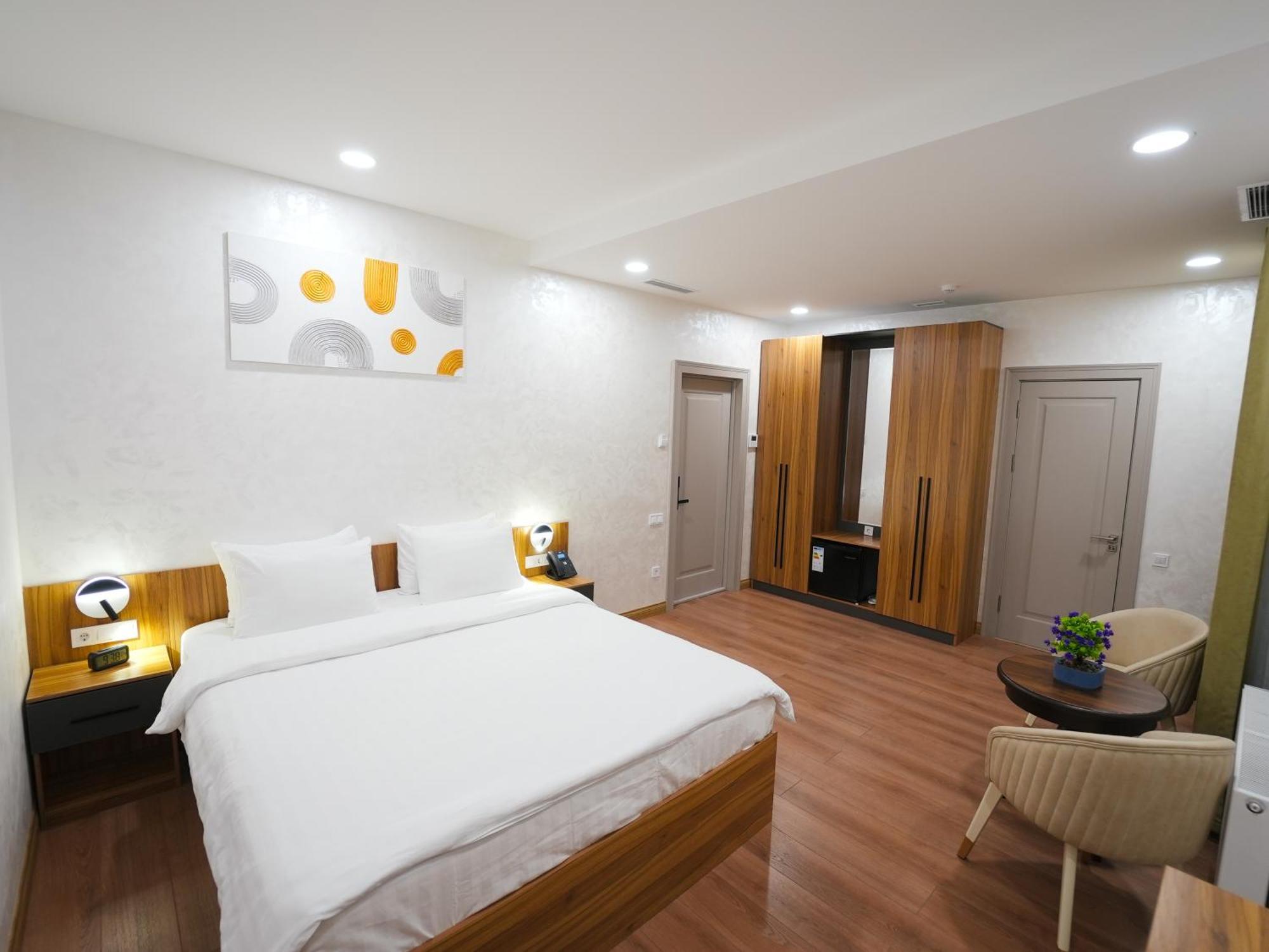 Avant Express Hotel Pool&Spa Tasken Kültér fotó